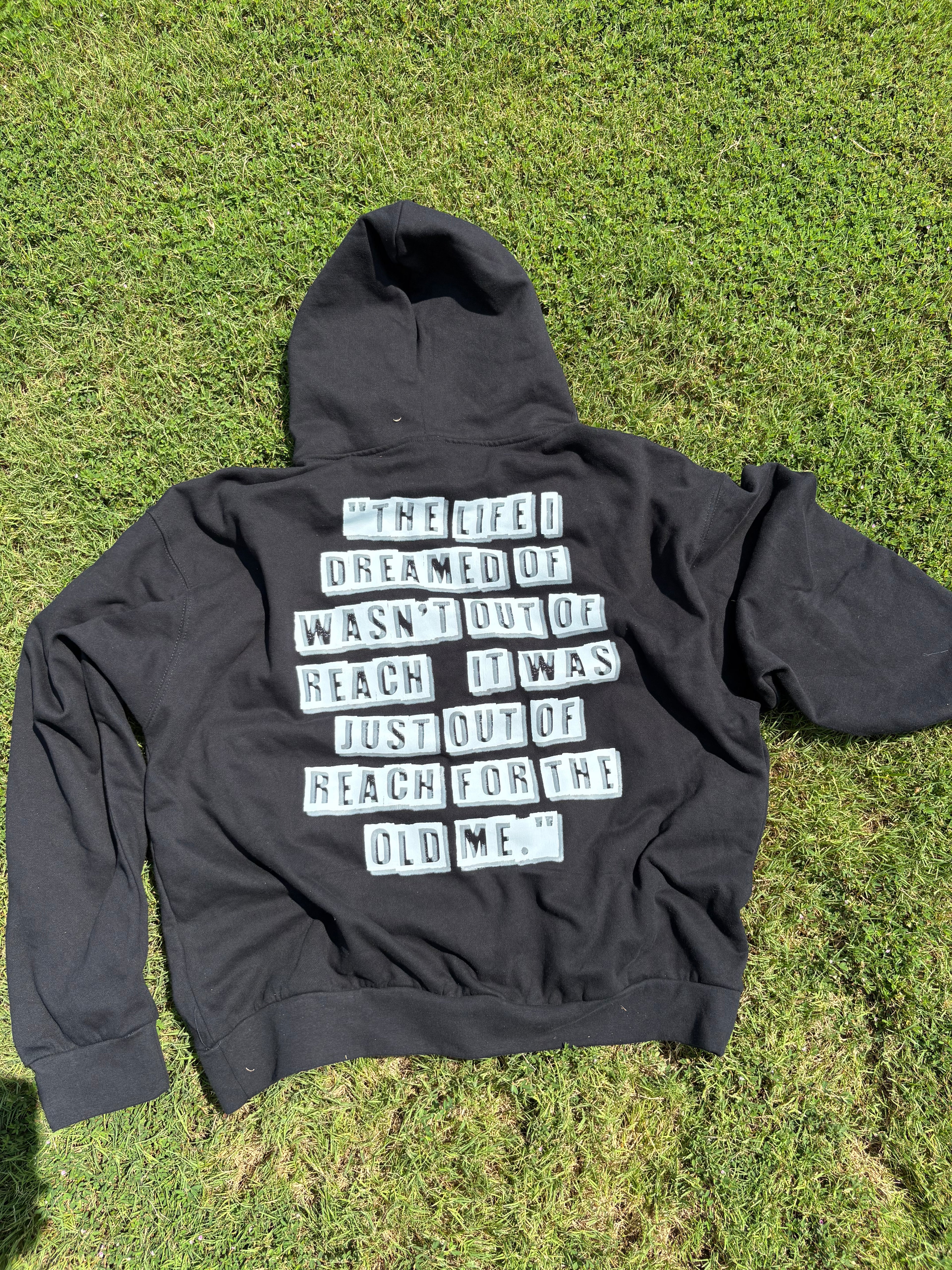 D2L graphic hoodie